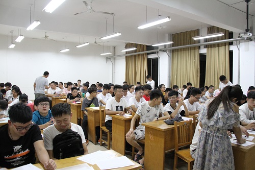 图片关键词