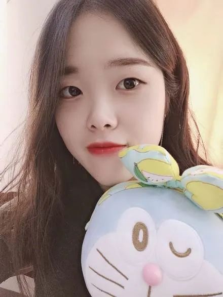 李艳.jpg 图片